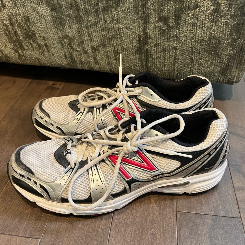 New Balance 480 Athletic Sneakers White with Black, Silver and Red Details